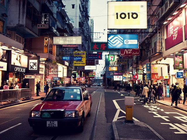 点击查看源网页 香港街景 印象里的香港就是这个样子滴