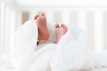 2019年出生的咸姓男宝宝该如何起名，宜用什么字。
