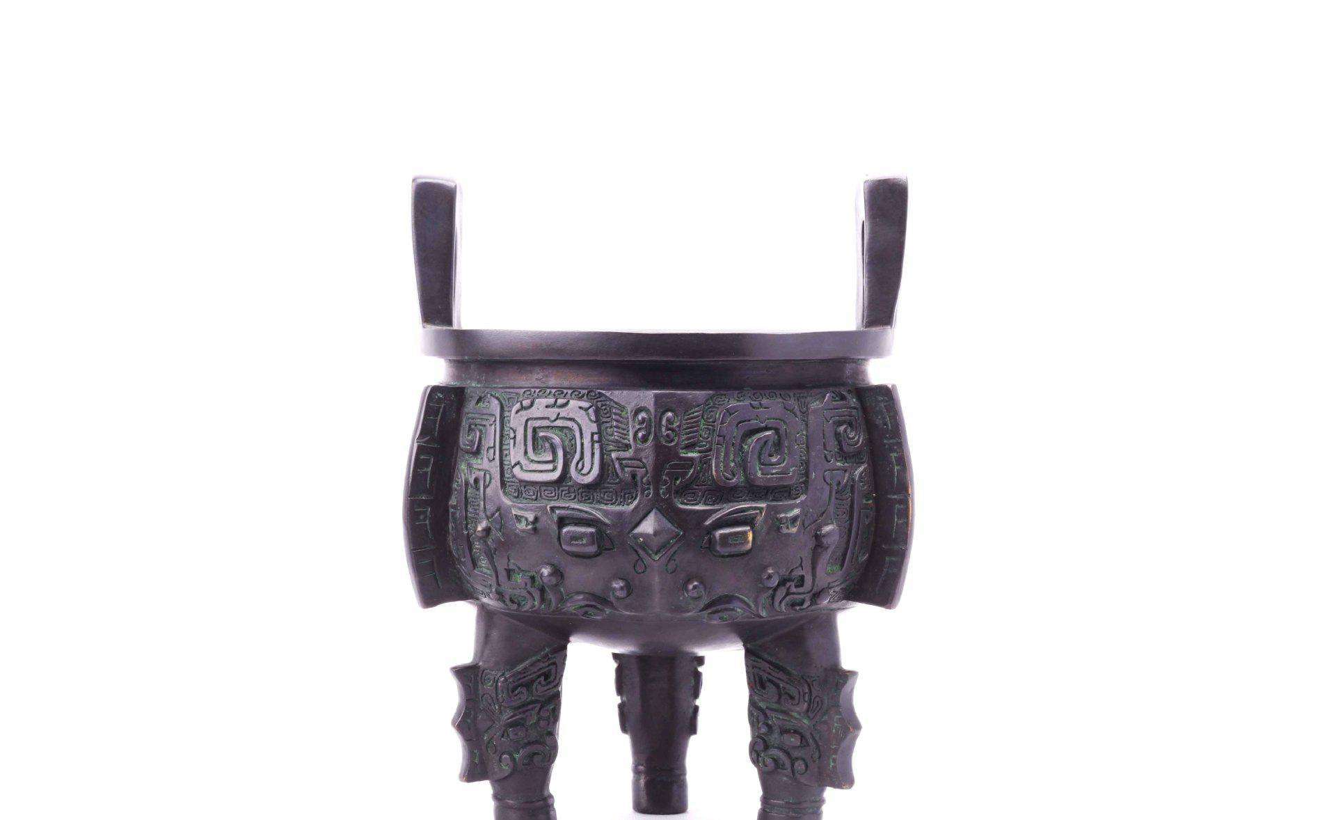 [图说]中国国家博物馆的稀世国宝们－－远古时期之仰韶文化“鹰形陶鼎” - 知乎