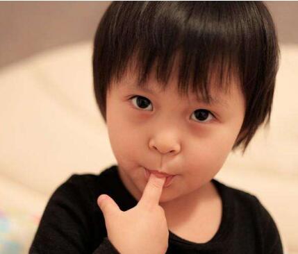 冠玉,轩晧,晓楷,润语,旗硕,政宁,润灏,佩鸿,柏轩,梓凯,远志,诗杨,轩铭