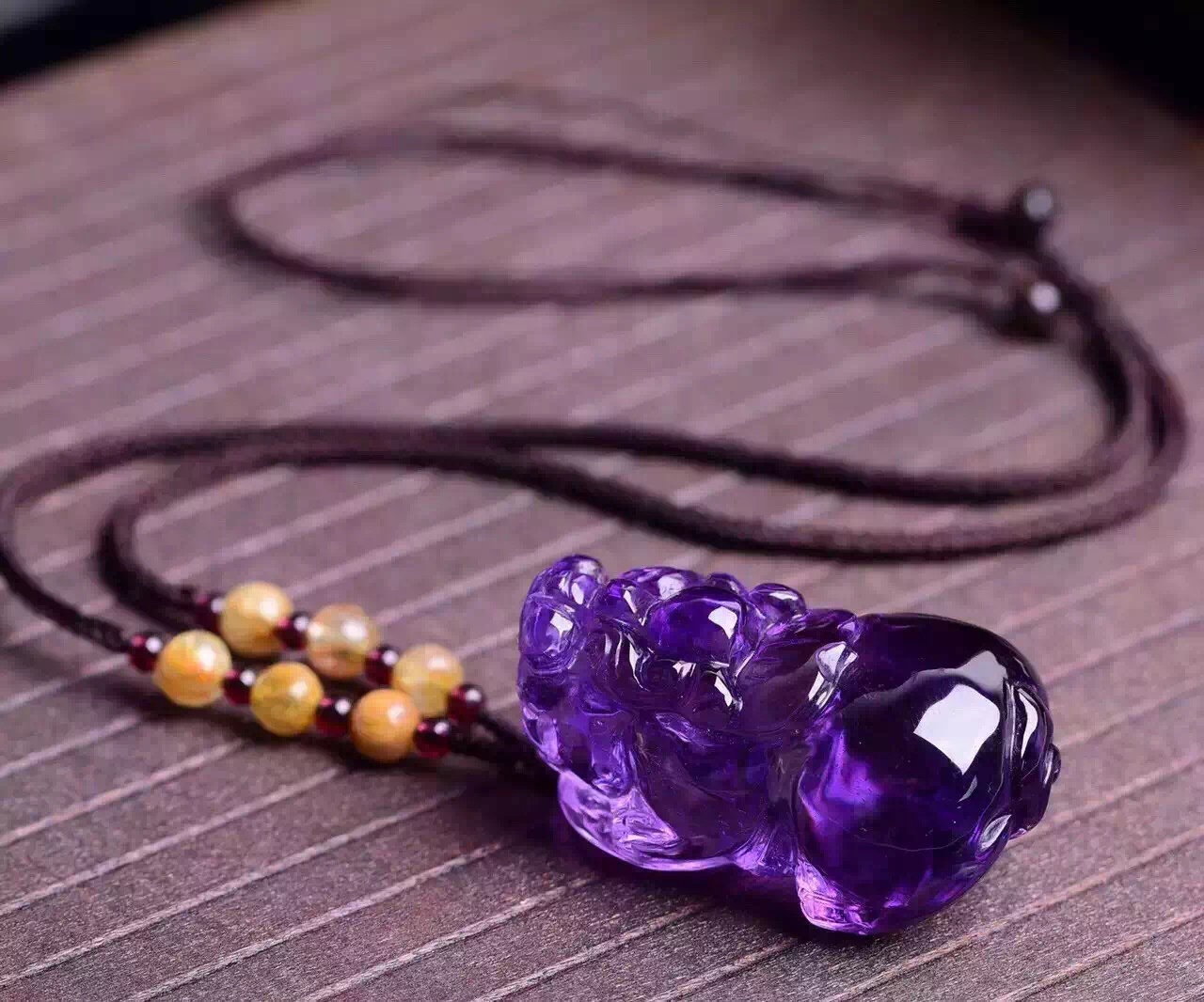 紫水晶貔貅手链有什么作用(紫水晶貔貅手链有什么作用和功效)
